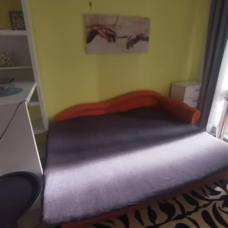 Apartment Cozy Near Center