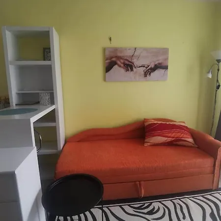 Cozy Near Center Apartment